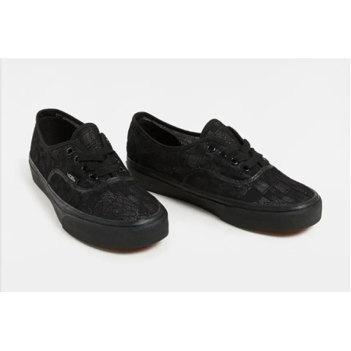 VN000D8BBLK1 AUTHENTIC CHOU BLACK