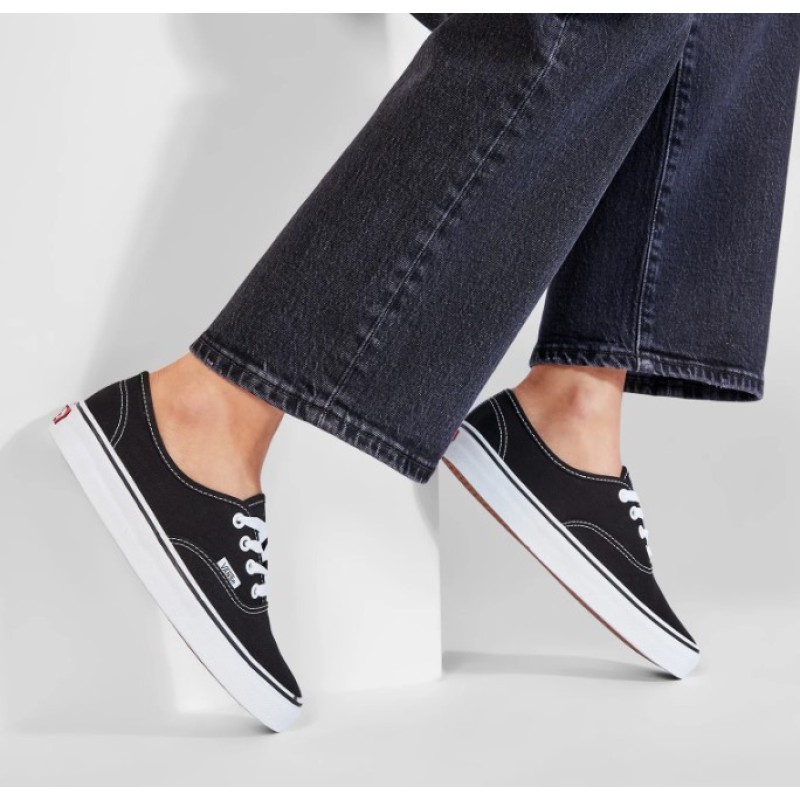 VN000EE3BLK1 AU AUTHENTIC