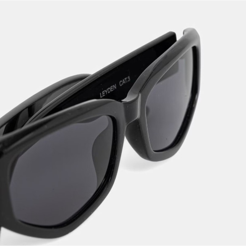VN000T0CBLK1 LEYDEN SUNGLASSES BLACK