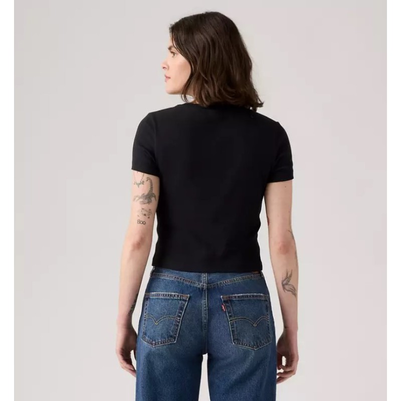 004Q5-0001 ESSENTIALS SPORTY TEE EMB BLACKS