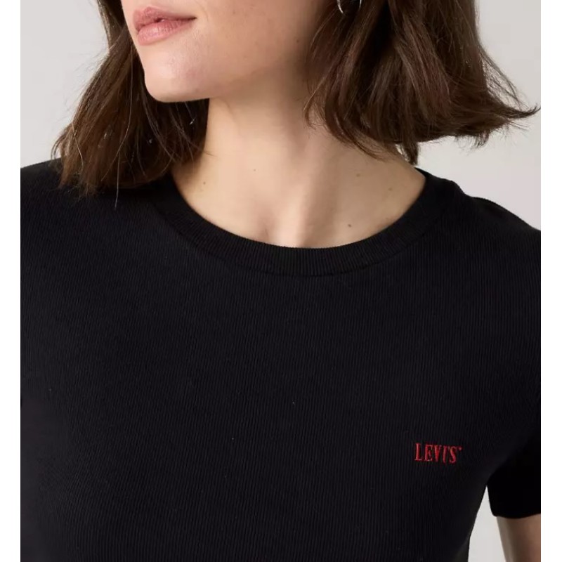 004Q5-0001 ESSENTIALS SPORTY TEE EMB BLACKS